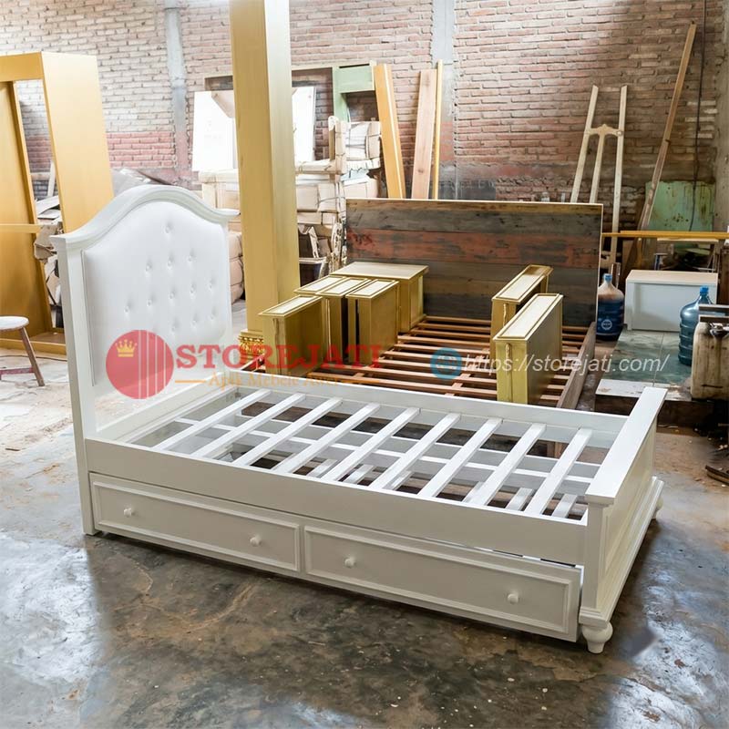 tempat tidur anak sorong