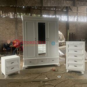 lemari baju kaca 3 pintu