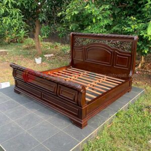 tempat tidur kayu jati