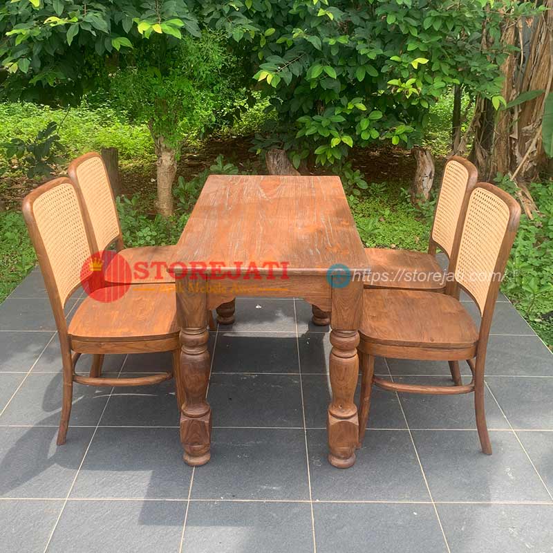 model meja makan jati 4 kursi