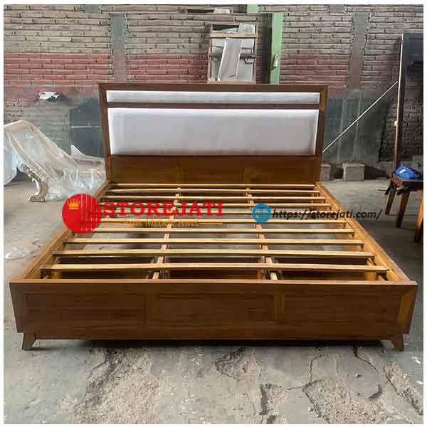 harga tempat tidur minimalis laci